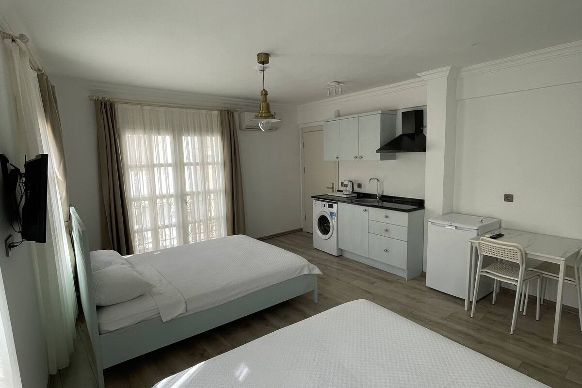 studio (1+0) | minibar, free wifi, bed sheets