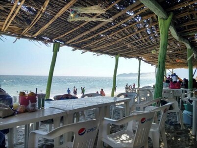 Casa Tehuantepec Morro Mazatan / Playa Cangrejo