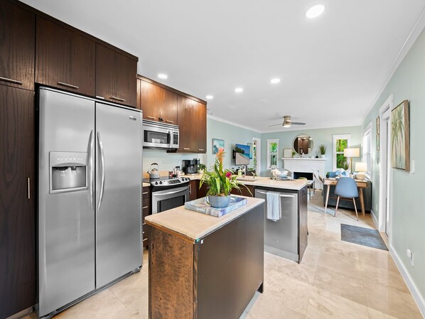 Fridge, microwave, oven, stovetop