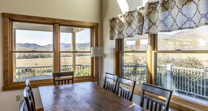 Stunning Old Rag and Shenandoah Vistas from this Gorgeous, Peaceful Retreat