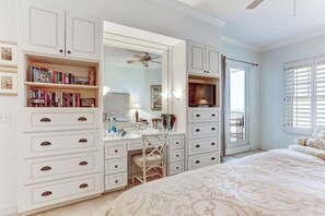 3 bedrooms, desk, iron/ironing board, travel cot - Seaside Serentity at Ocean Place~insane views! (Fernandina Beach)