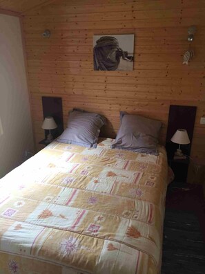 3 عدّة غرف نوم ومكواة/لوح كي وواي فاي