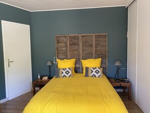 4 chambres, accès au Wi-Fi (inclus), literie fournie