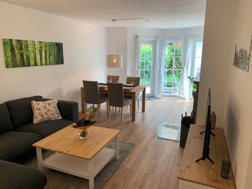4-star vacation apartment Dr. Eisenbart, close to the city with its own terrace and garden