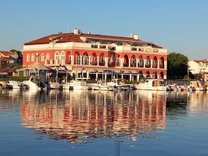 Marina/club náutico