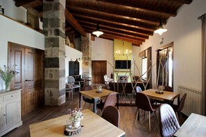 Petit déjeuner continental compris tous les jours