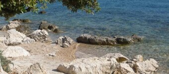 Holiday apartment Mandre for 1 - 2 persons with 1 bedroom - Holiday apartment in one or multi-family