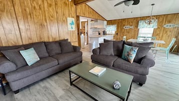 Una Smart TV, juguetes