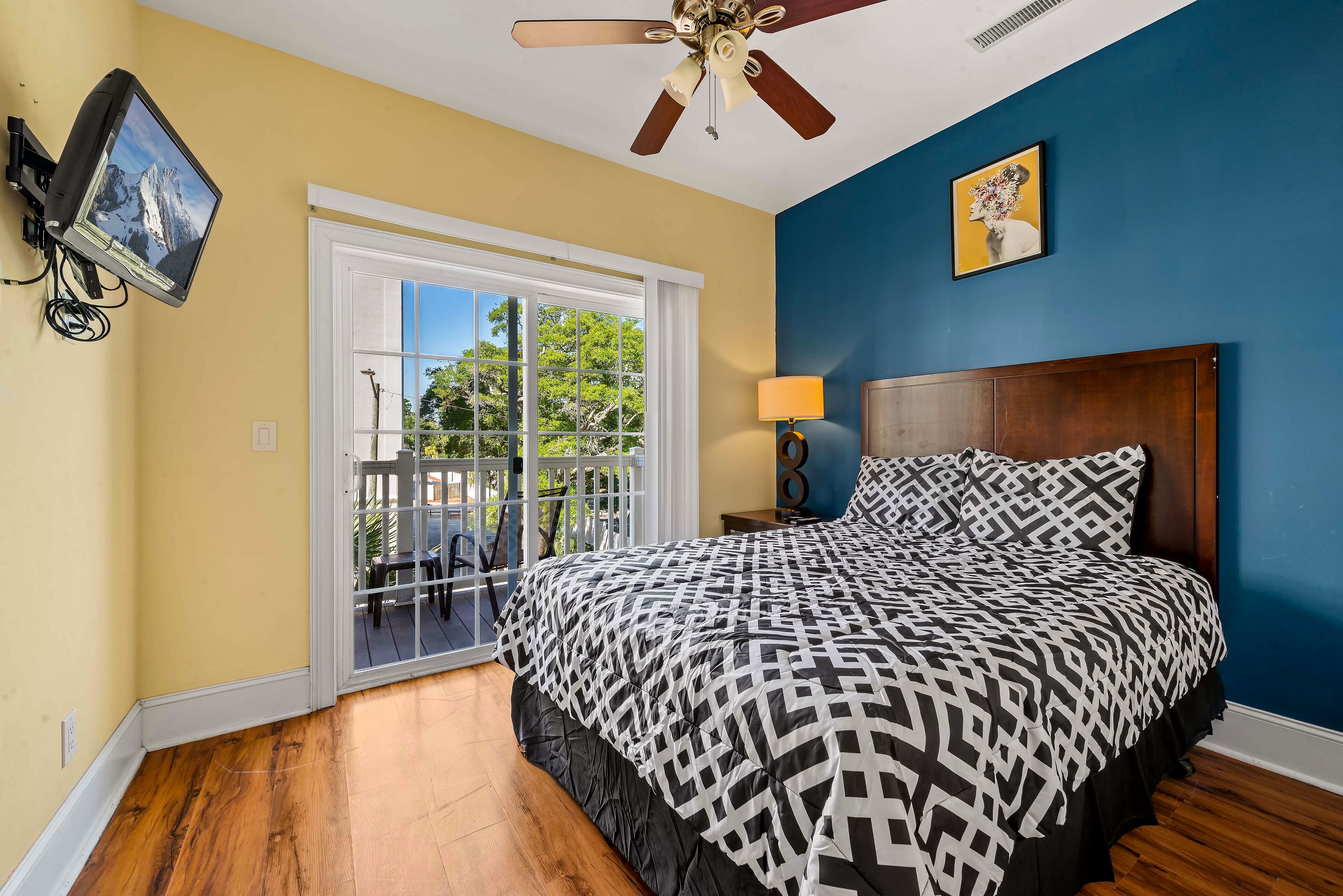 5 bedrooms, WiFi