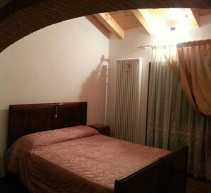 3 bedrooms, iron/ironing board, WiFi