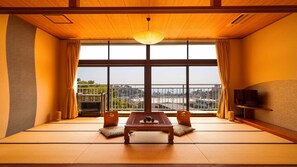 Standardzimmer, Nichtraucher (22 Tatami-mats with Bath, No View, 2R)