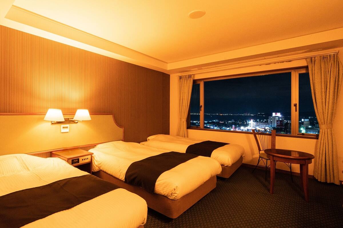 Standard Triple Room with Bath (Ocean View), Non-Smoking | Free WiFi