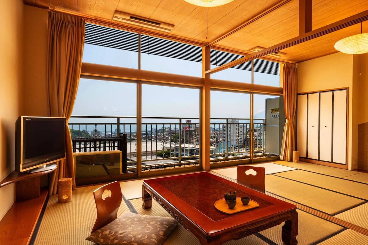 Standaard kamer, niet-roken, uitzicht op zee (Japanese Style with Bath, 2R) | 1 slaapkamer, gratis wifi