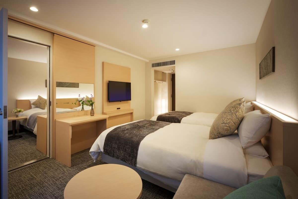 In-room safe, desk, free WiFi, bed sheets