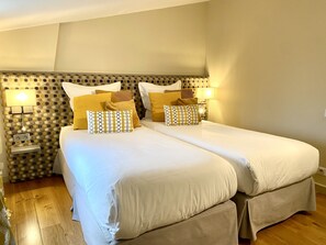 House, Ensuite