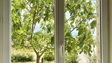 Maison, salle de bains attenante | Cuisine privée