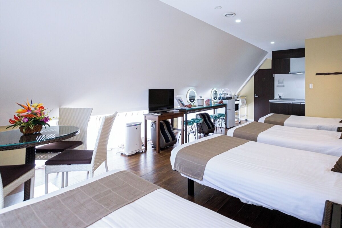 Bureau, Wi-Fi gratuit, ameublement personnalisé, draps fournis