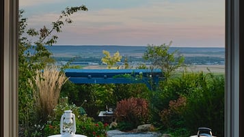 Pemandangan dari hartanah