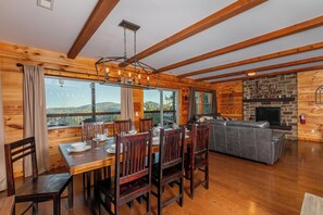 Téléviseur connecté, foyer