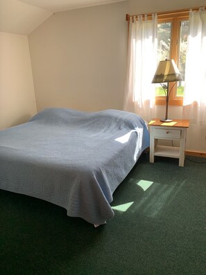 4 bedrooms, free WiFi, bed sheets