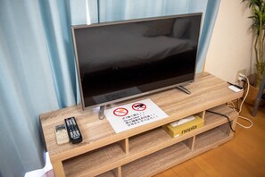Basic Apartment (302) | Television