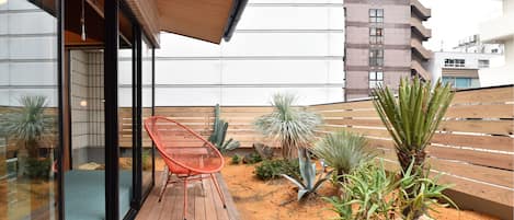 Suite Twin Room, Non Smoking (501) | Terrace/patio