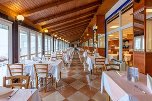 Petit déjeuner continental compris tous les jours
