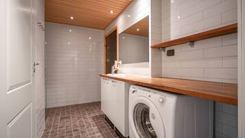 RukaVillage 60, Sauna | Bathroom | Hair dryer, bidet, heated floors, towels