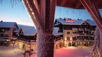 Front of property - evening/night