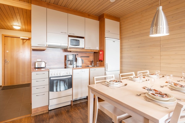 AurinkoRinne 49, Sauna | Private kitchen | Fridge, microwave, oven, stovetop
