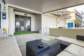Comfort Cabin | Terrace/patio - Clouds B&B (Liuqiu)