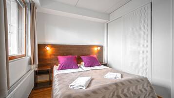PyhäSuites 55, Sauna | 2 bedrooms, individually decorated, individually furnished