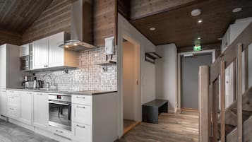 PyhäLinna 93, Sauna | Cozinha privada | Geladeira, micro-ondas, fogão, cooktop