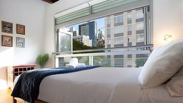 1 habitación, wifi y ropa de cama