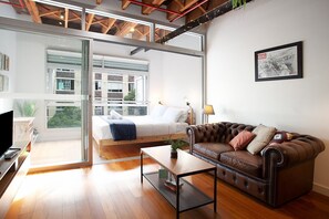 TV - New York Warehouse by Sydney Dreams (Darlinghurst)