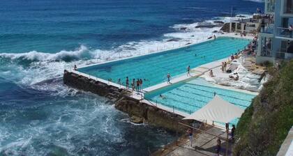 OMG Beach View Penthouse by Sydney Dreams