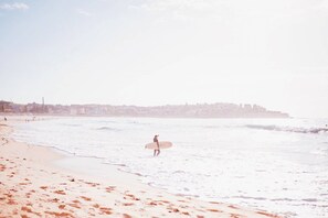 Beach - ★ Sub-Penthouse Beach View ★ by Sydney Dreams ★ (Bondi Beach)