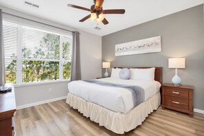 3 chambres, espace de travail pour ordinateur portable