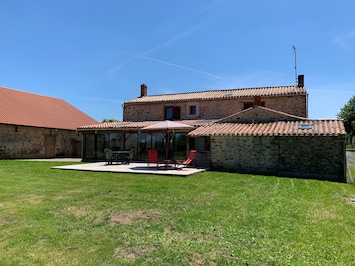 Extérieur