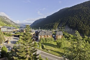 Exterior - Lagos - Edificio Bonaigua (Baqueira)