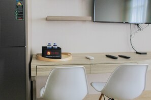 Room | Private kitchenette