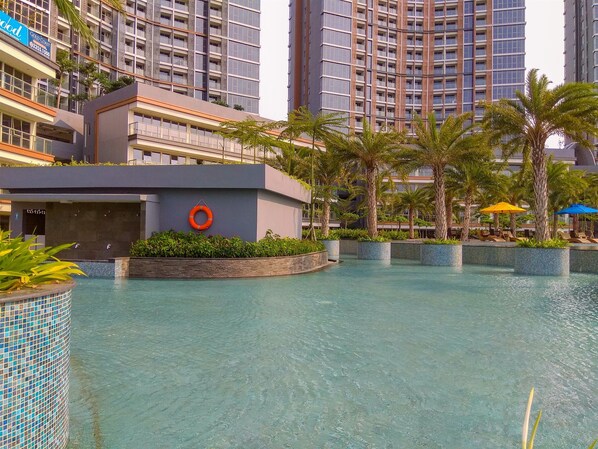Exterior - Best Price Studio Apartment at Gold Coast (Jakarta)