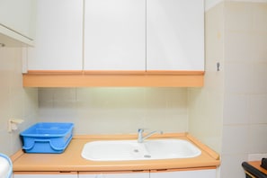 Interior - Stylish and Posh Studio Park Royale Apartment (Jakarta)