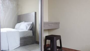 Room | 3 bedrooms, free WiFi, bed sheets