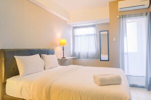 Habitación | Escritorio, wifi gratis, ropa de cama