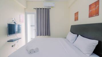 Room | Free WiFi, bed sheets