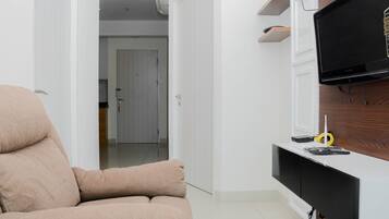 Room | Bathroom | Shower, towels