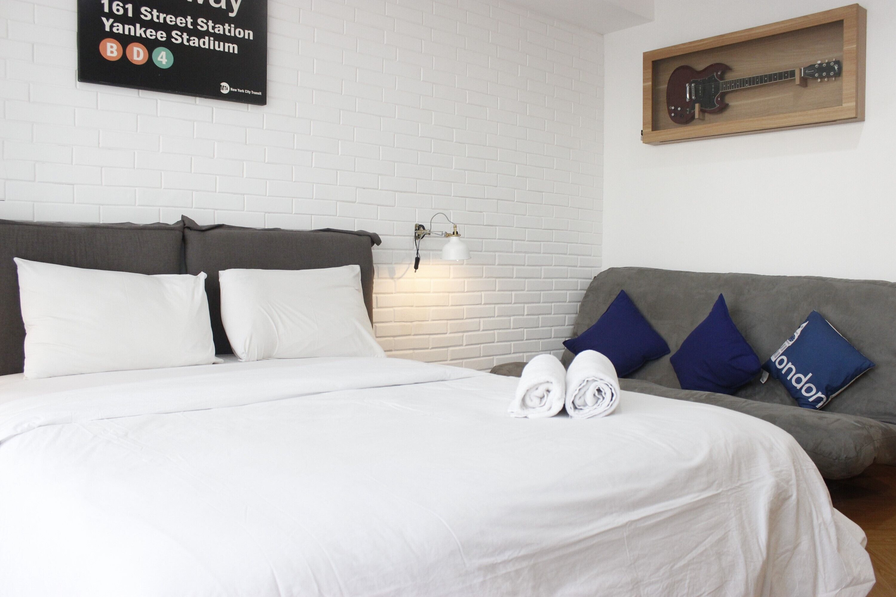 Room | Bed sheets