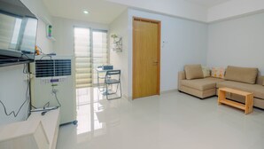 ห้องพัก | บริเวณนั่งเล่น | ทีวี
