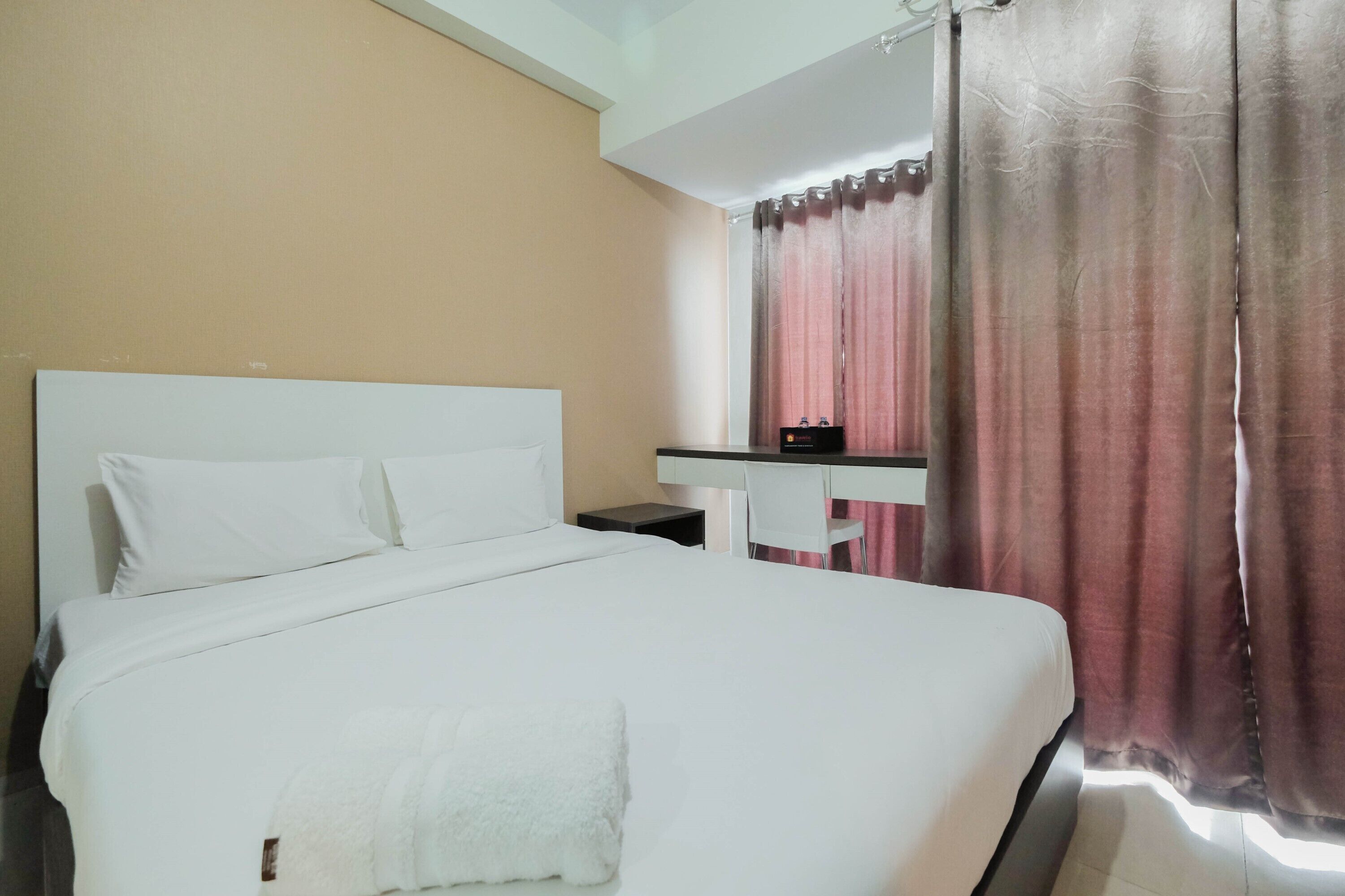 Chambre | Bureau, accès au Wi-Fi (inclus), literie fournie